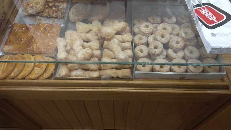 Fotografia tomada fuera de Panadería La Gracia de Dios Camino de Ronda - Panadería en Granada, Granada