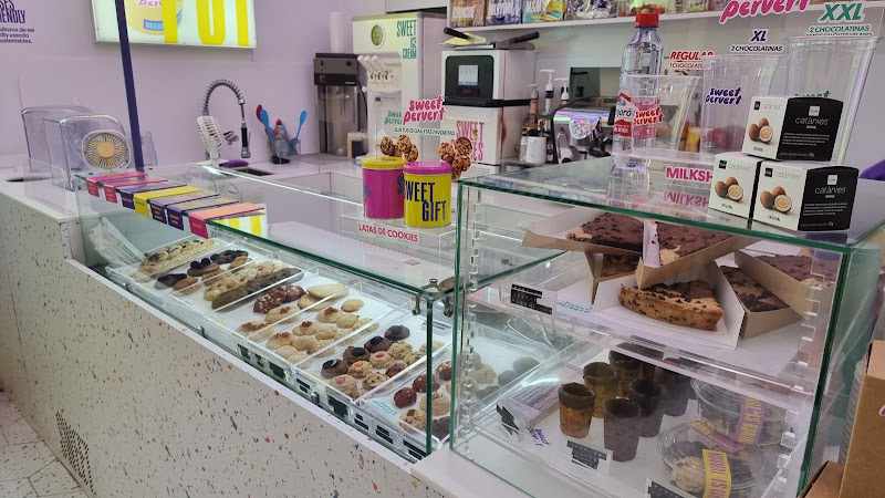 Fotografia tomada fuera de Sweet Pervert - Tienda de galletas en La Laguna, Santa Cruz de Tenerife