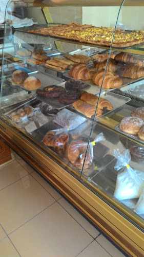 Fotografia tomada fuera de Panaderia De Fanzara Del Quimi - Bakery en Fanzara, Castellón