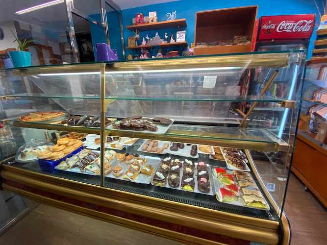 Fotografia tomada fuera de Confitería María - cafeterías en Cieza, Murcia