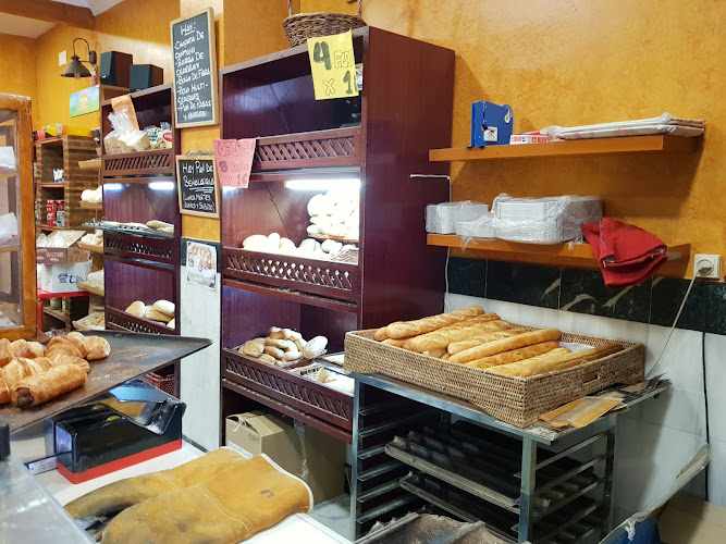 Fotografia tomada fuera de La Despensa - Panadería en Estepona, Málaga