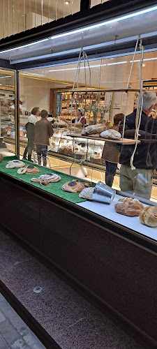 Fotografia tomada fuera de FORN VELARTE - Bakery en Valencia, Valencia