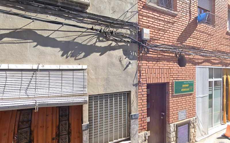 Fotografia tomada fuera de Horno Ribelles S.L - Panadería en Canals, Valencia