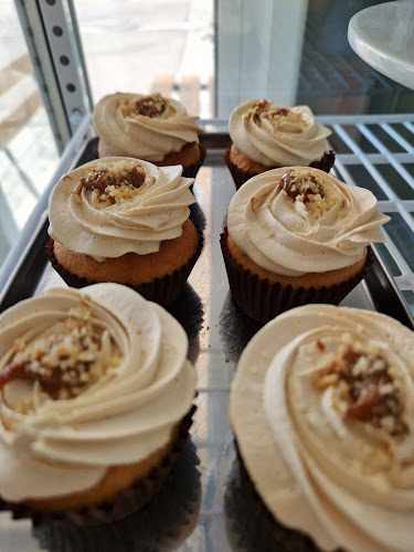 Fotografia tomada fuera de Gina's cool cakes - Pastelería en Cornellà del Terri, Girona