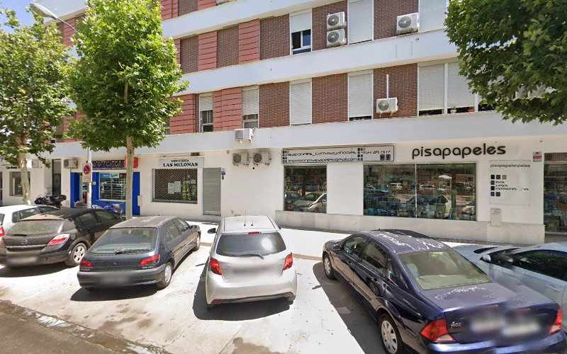 Fotografia tomada fuera de Las Melonas - Tienda de alimentación en Camas, Sevilla