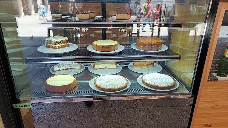 Fotografia tomada fuera de Notto Pastelería - Pastelería en Cádiz, Cádiz