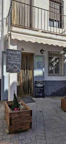 Fotografia tomada fuera de Dulces caseros DANIEL - Panadería en Cónchar, Granada