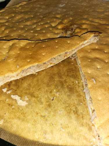 Fotografia tomada fuera de Casa Dora - Panadería en Boiro, A Coruña