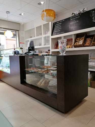 Fotografia tomada fuera de Inpavima's cake - Forn de pa en Borriana, Castellón