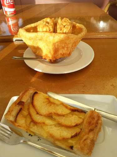Fotografia tomada fuera de panadería pastelería Las Niñas - Panadería en Bormujos, Sevilla