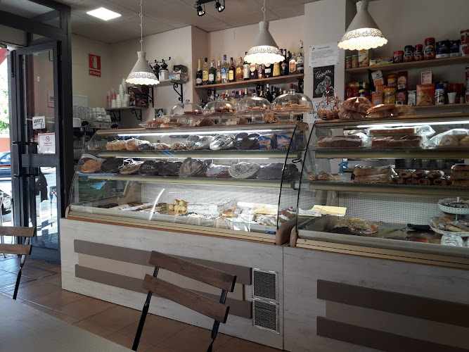 Fotografia tomada fuera de Horno Siglo XXI - Pastelería en Bormujos, Sevilla