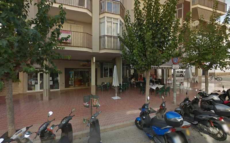 Fotografia tomada fuera de Panadería Bollería Alba - Panadería en Benidorm, Alicante