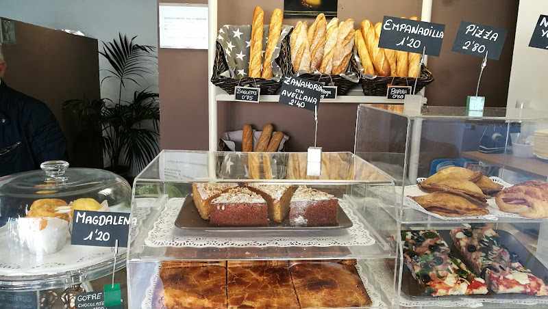 Fotografia tomada fuera de Bakery & Cafe - cafeterías en Benidorm, Alicante
