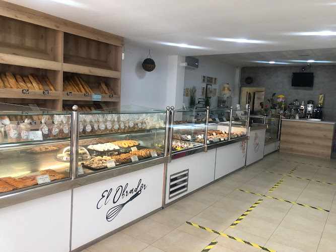 Fotografia tomada fuera de Pastelería El Obrador - Pastelería en Benidorm, Alicante