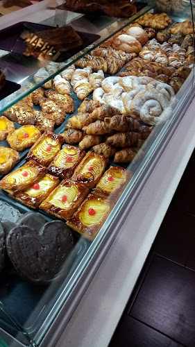 Fotografia tomada fuera de Panadería La Dolçor De La Cala - Panadería en Finestrat, Alicante