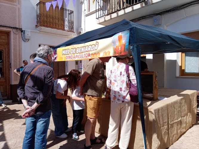 Fotografia tomada fuera de MIEL DE BENIARDÀ - Tienda de alimentos naturales en Beniardà, Alicante