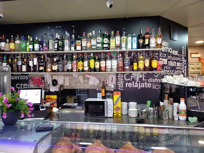 Fotografia tomada fuera de Cafeteria Beniarda OE - Cafeteria en Benidorm, Alicante