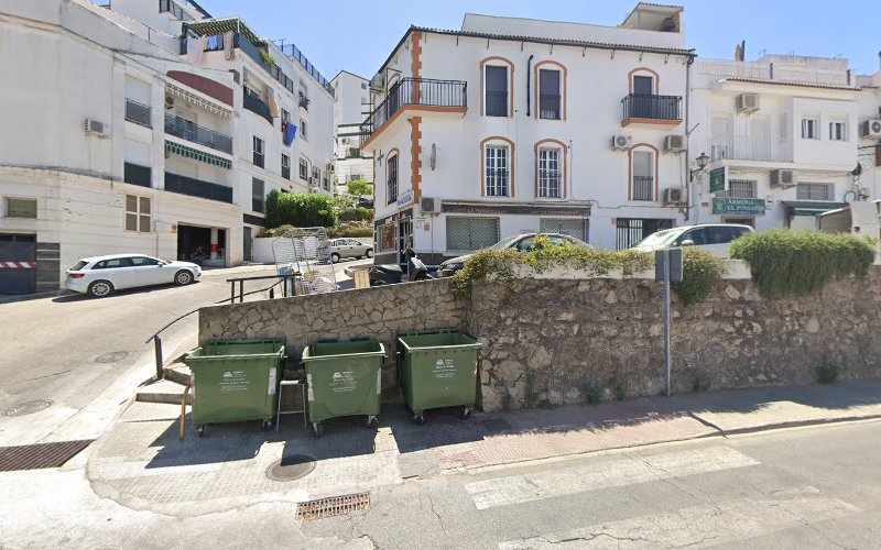 Fotografia tomada fuera de Panadería Peña - Panadería en Ubrique, Cádiz