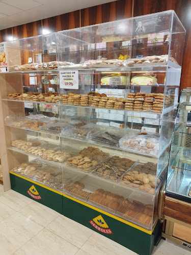 Fotografia tomada fuera de PASTELERIA GERBOLES - Pastelería en Bembibre, León