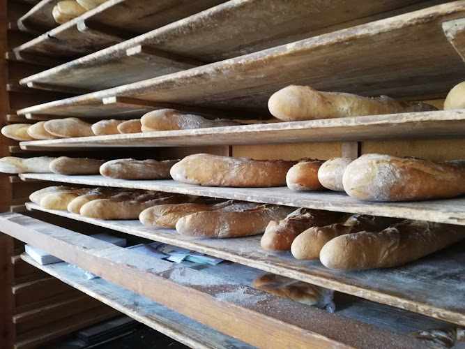 Fotografia tomada fuera de Panadería El hornero Abrucena - Panadería en Abrucena, Almería