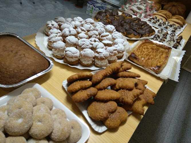 Fotografia tomada fuera de Panadería Garrido Pelegrina - Panadería en Yegen, Granada
