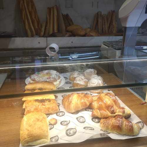 Fotografia tomada fuera de La Magdalena - Panadería en Zaragoza, Zaragoza