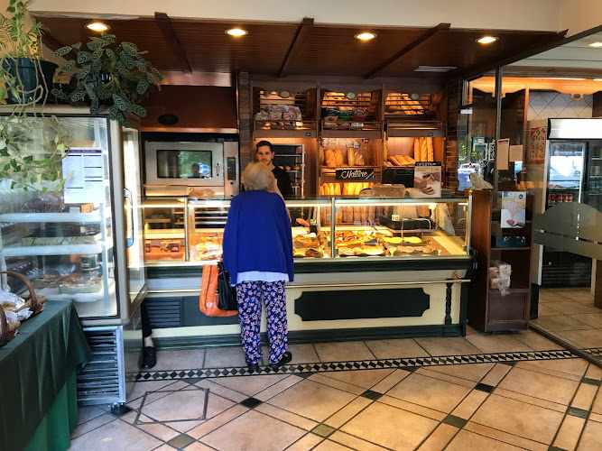 Fotografia tomada fuera de Panadería Taberna - Pastelería en Barañáin, Navarra