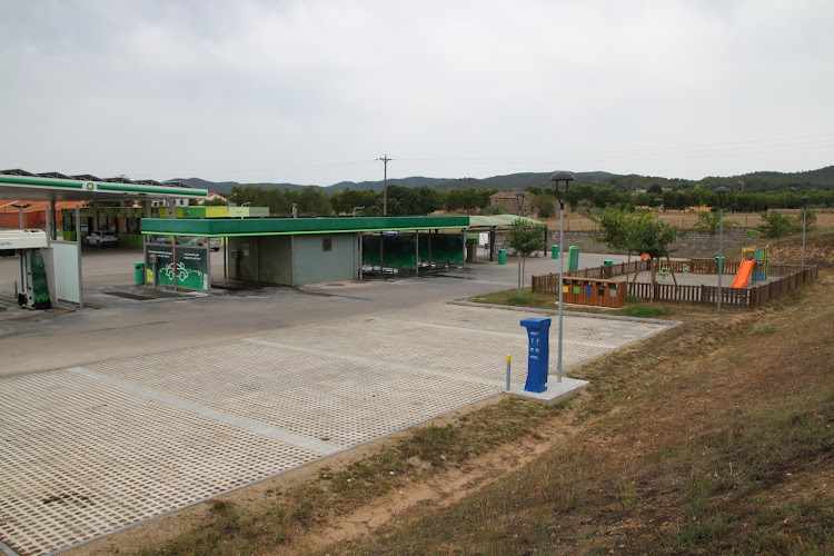 Fotografia tomada fuera de bp - Gas station en Vulpellac, Girona
