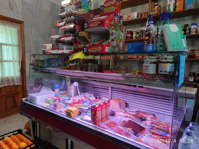Fotografia tomada fuera de Alimentación El Colmao de Fran - Tienda de alimentación en Cabezón de Pisuerga, Valladolid