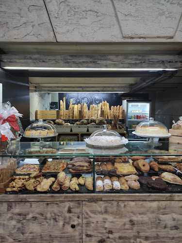 Fotografia tomada fuera de Fleca de Còrsega - Forn de pa en Barcelona, Barcelona