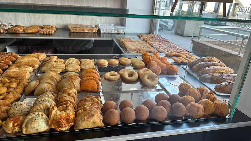 Fotografia tomada fuera de Confitería Dolça - Panadería en Elche, Alicante