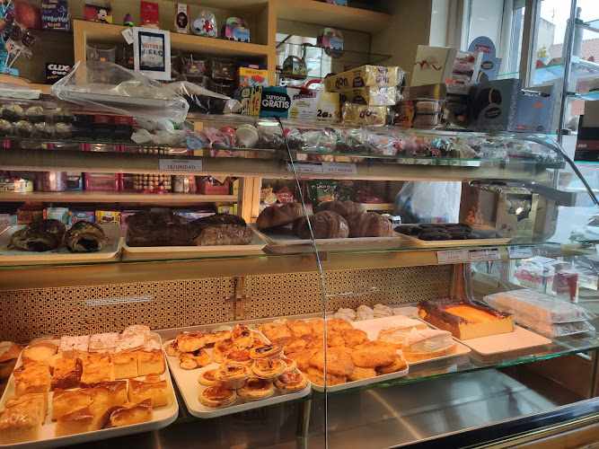 Fotografia tomada fuera de Confitería Isabel G. Vaz - Pastelería en Alcañices, Zamora