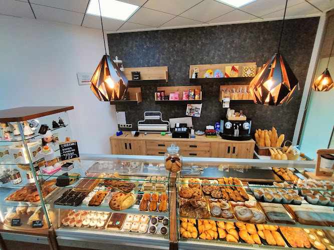 Fotografia tomada fuera de Pastelería Carolina - Pastelería en Catral, Alicante
