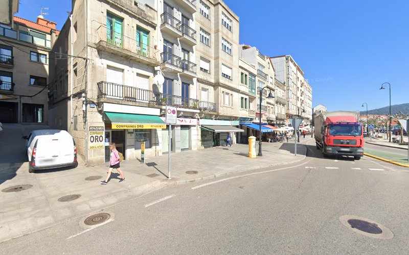 Fotografia tomada fuera de pan e millo - Panadería en Cangas, Pontevedra