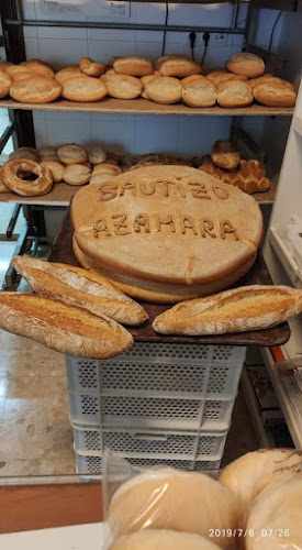 Fotografia tomada fuera de panadería Juan Cano e hijos - Panadería en Lucena, Córdoba