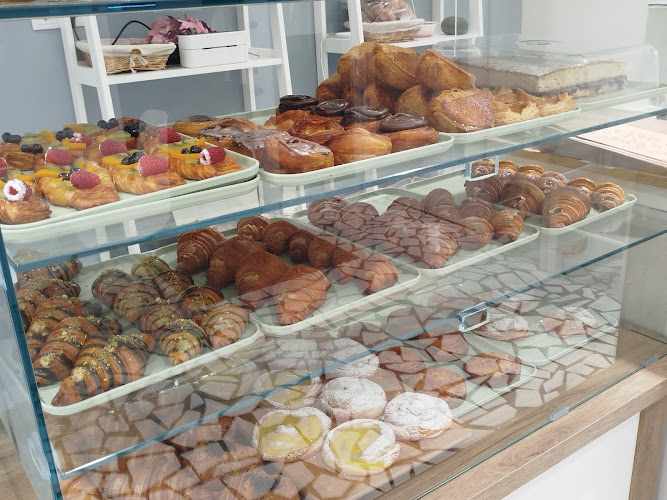 Fotografia tomada fuera de L'Obrador de Maria - Pastelería en Onda, Castellón