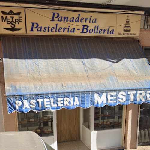 Fotografia tomada fuera de Panadería Pastelería Mestre - Forn de pa en Palma, Baleares
