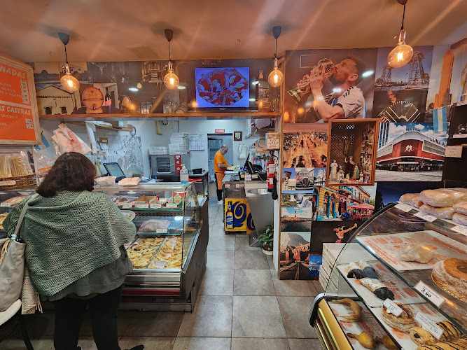 Fotografia tomada fuera de Pizzeria Angelo Paletta Comida para llevar - Meal delivery en Palma, Baleares