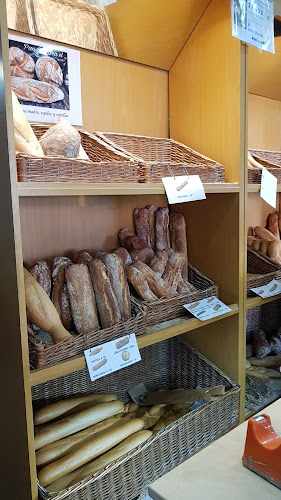 Fotografia tomada fuera de Pan Y Jara SL - Panadería en Madrid, Madrid