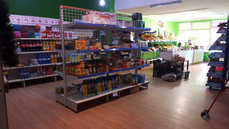 Fotografia tomada fuera de Alimentación YURI - Supermercado en O Vicedo, Lugo