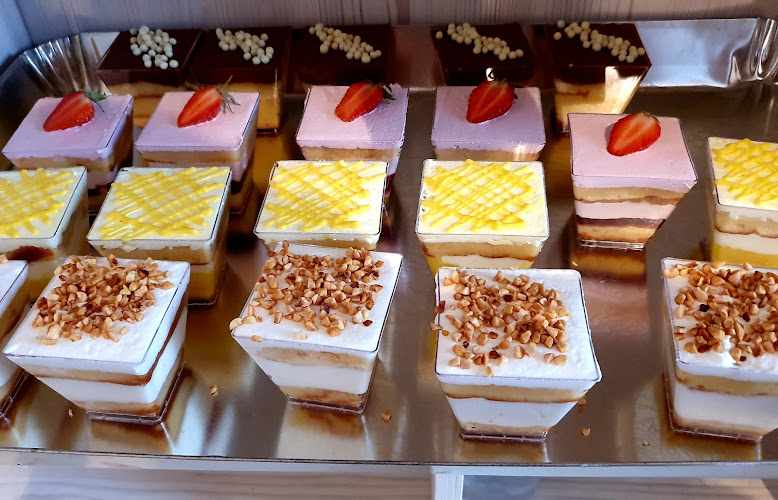 Fotografia tomada fuera de Ana Isabel - Panadería en Alagón, Cáceres