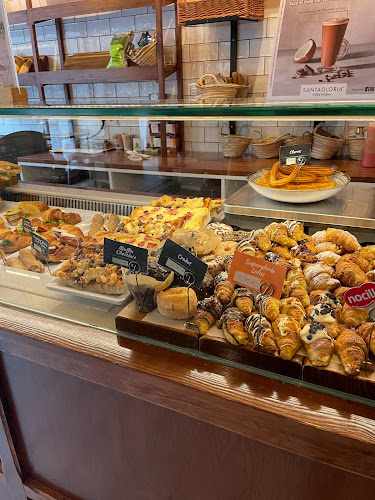 Fotografia tomada fuera de Santagloria Coffee & Bakery - cafeterías en Madrid, Madrid
