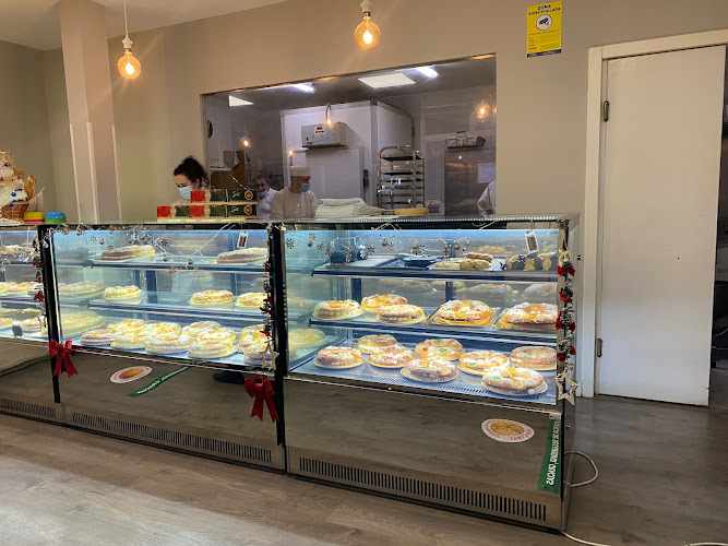 Fotografia tomada fuera de Panadería-Pastelería La Chapata - Panadería en El Vellón, Madrid
