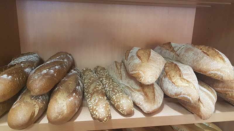 Fotografia tomada fuera de Artesanos Panaderos Juan Carlos G - Panadería en Ciudad Real, Ciudad Real