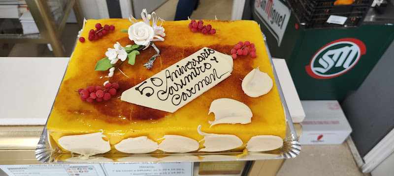 Fotografia tomada fuera de Pastelería El Obrador de la Deliciosa. - Panadería en Ciudad Real, Ciudad Real