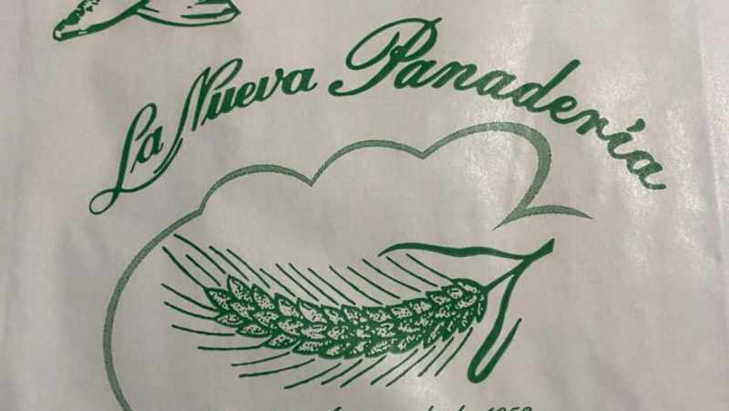 Fotografia tomada fuera de La nueva panadería - Panadería en La Línea de la Concepción, Cádiz