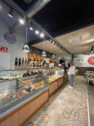 Fotografia tomada fuera de El Molí Pan y Café - Hospitalet - cafeterías en L'Hospitalet de Llobregat, Barcelona
