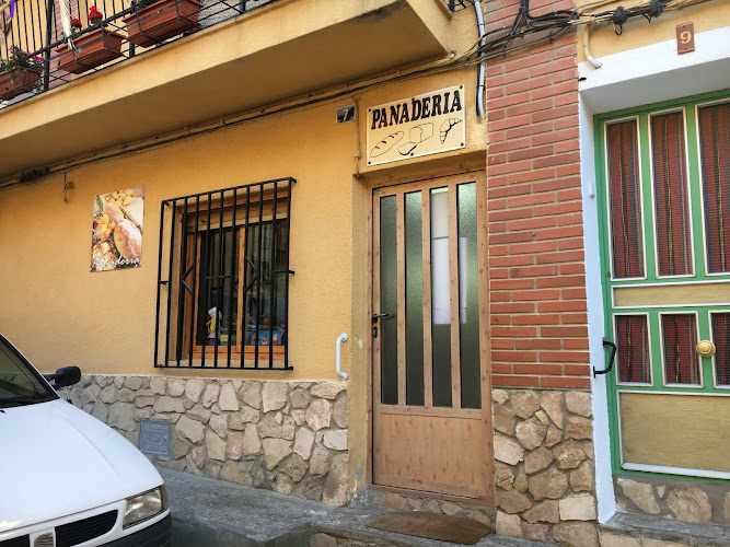 Fotografia tomada fuera de PANADERÍA José Antonio Jiménez Artigau. - Panadería en Chinchilla de Monte-Aragón, Albacete