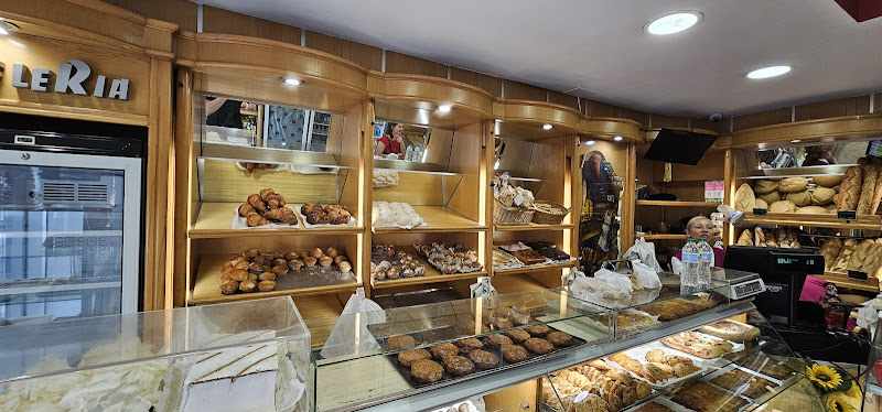 Fotografia tomada fuera de Panadería del Mercado - Forn de pa en Alicante, Alicante