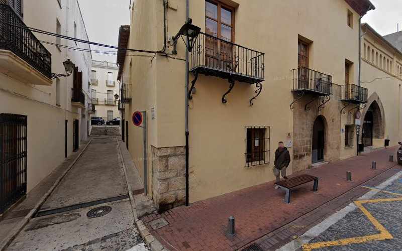 Fotografia tomada fuera de C.Oliva La Elche dels Santa Castalla - Tienda de galletas en Oliva, Valencia